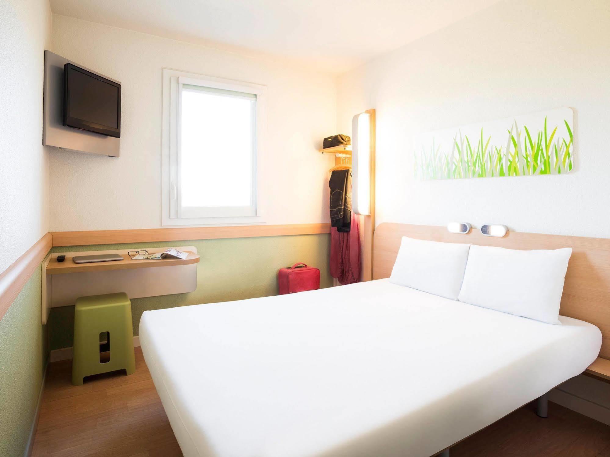 Ibis Budget Orly Chevilly Tram 7 Vitry-sur-Seine Dış mekan fotoğraf